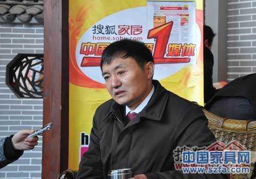 掌上明珠董事長王建斌接受搜狐記者采訪 掌上明珠董事長王建斌接受搜狐記者采訪