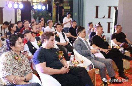 QQ截圖20180819230635