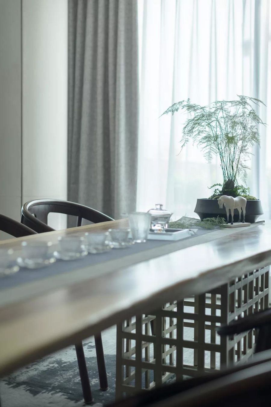 天津金地臻悅售樓處：新現(xiàn)代主義的藝術美學 | EH+DESIGN