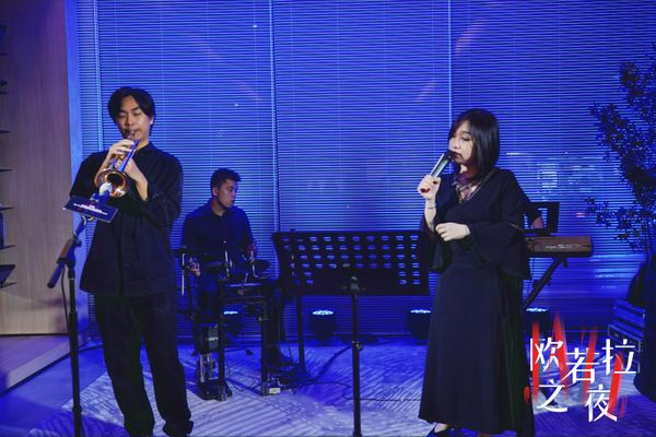 The Queens Birthday 樂(lè)隊(duì)在歐若拉設(shè)計(jì)薈的演出現(xiàn)場(chǎng)